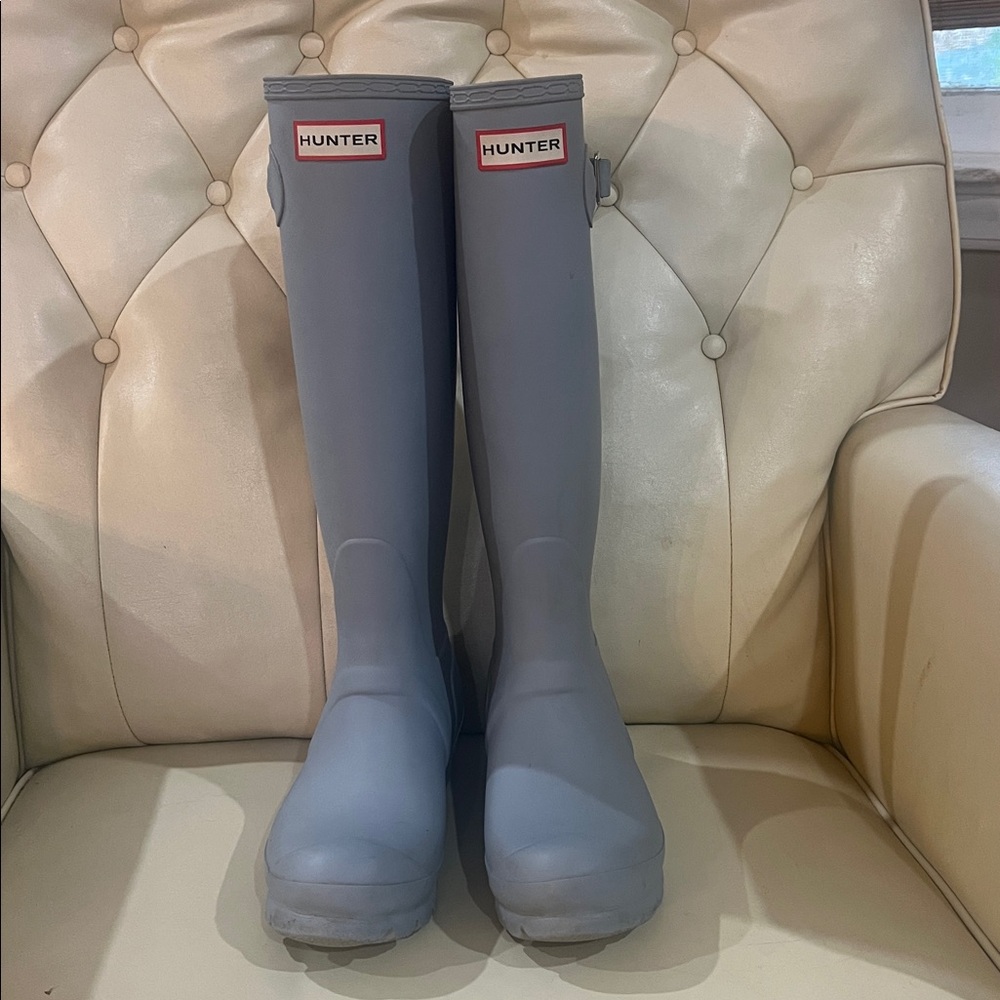 Hunter Rain boots Ladies Size 6 in great used  condition (a few slight stains) ✨